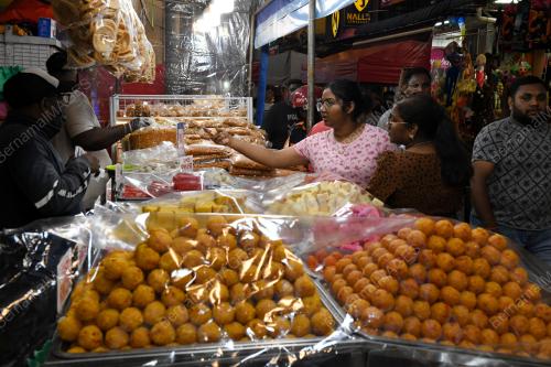 PERSIAPAN DEEPAVALI