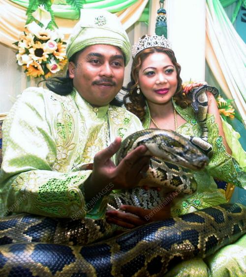 KAHWIN_ULAR