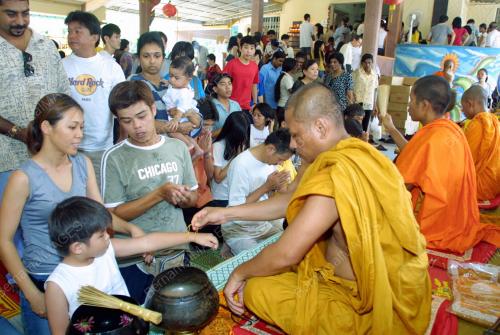 WESAK_RAMAI