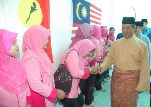 TAN SRI MUHYIDDIN MOHD YASSIN