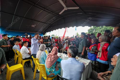 DATUK SERI ANWAR IBRAHIM