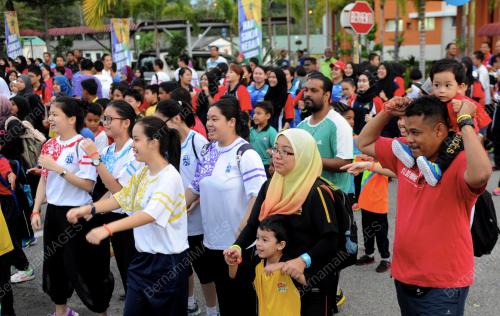 PG05_09102016_BERSUKAN