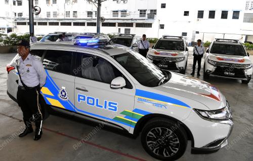 KENDERAAN POLIS