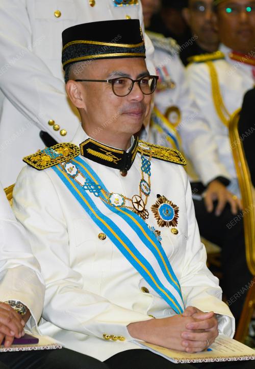 DATUK SERI FAHMI FADZIL