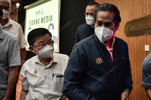 KHAIRY JAMALUDDIN