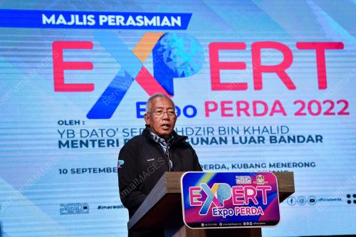 DATUK SERI MAHDZIR KHALID