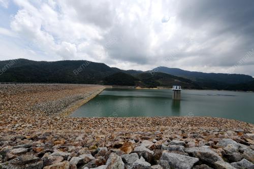 AIR SUSUT DI EMPANGAN
