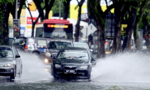 BANJIR KILAT