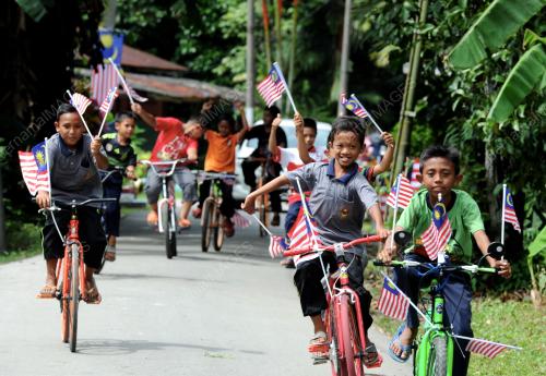 PG05_12082015_KAMPUNG_KANAK