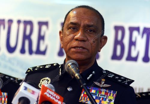 DATUK MOHD KHALIL KADER MOHD