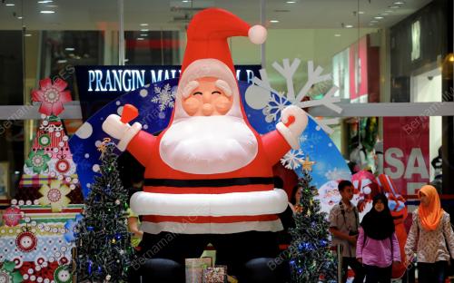 PG05_13122012_SANTA_CLAUSE