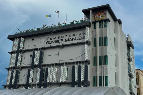 BANGUNAN KESUMA