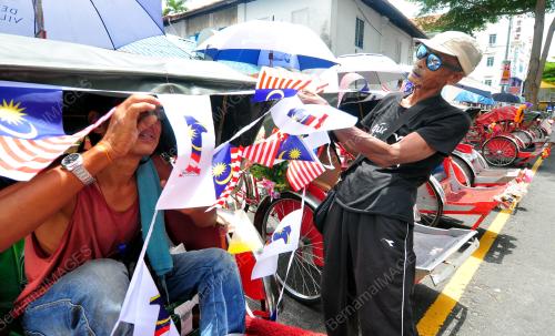 PG05_14082016_BECA_BENDERA