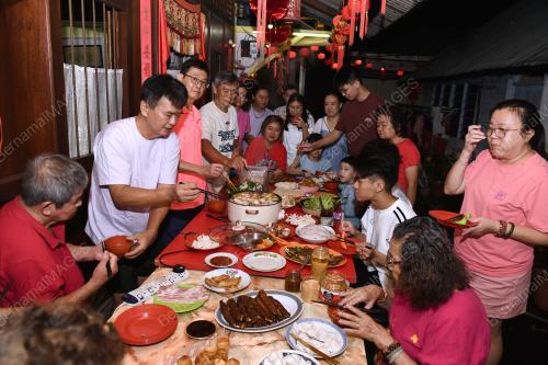 MAKAN BESAR TAHUN BAHARU CINA