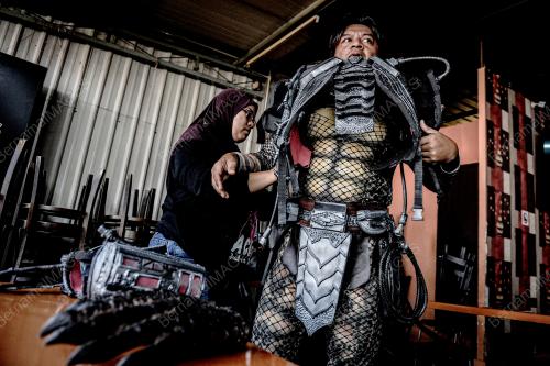 PREDATOR JUAL AYAM GUNTING