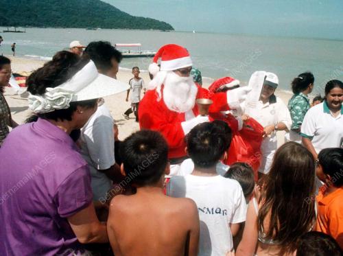 PG05_17022016_SANTA_HADIAH
