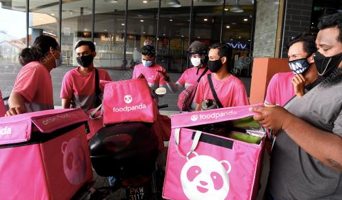 FOODPANDA HANTAR JUADAH MAKANAN