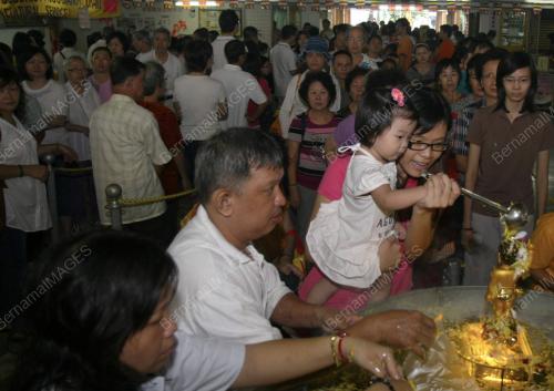 HARI WESAK
