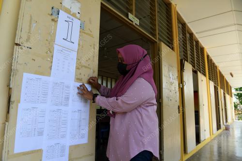 BOMBA SANITASI SEKOLAH