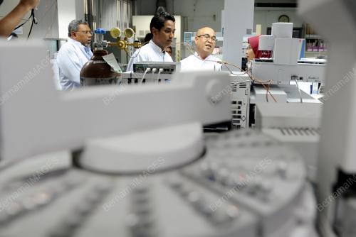 PG05_18052014_MENTERI_DOPING