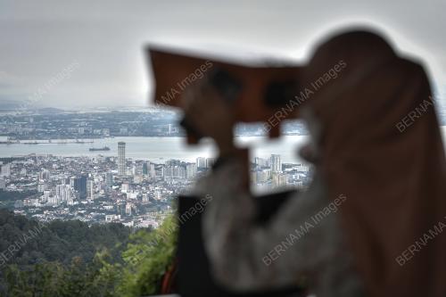 BUKIT BENDERA