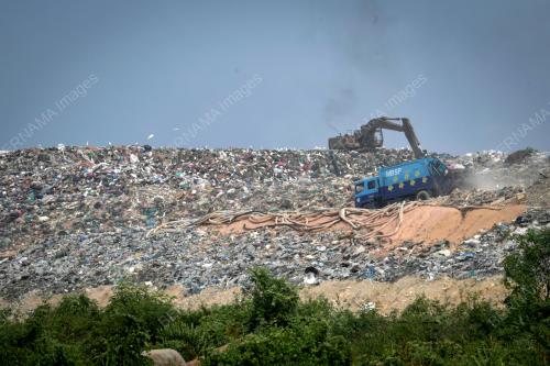 TAPAK PELUPUSAN SAMPAH PULAU BURUNG