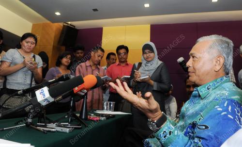 PG05_23052012_SHARIFF_OMAR