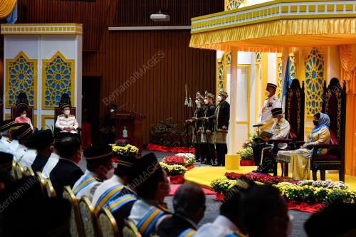 TUN AHMAD FUZI ABDUL RAZAK
