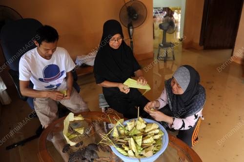 PG05_23092015_KETUPAT_BANJIR