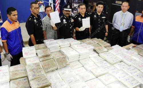 PG05_25052015_POLIS_GANJA