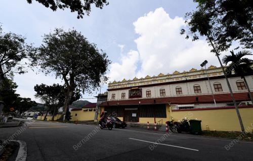TINJAUAN PERAYAAN THAIPUSAM