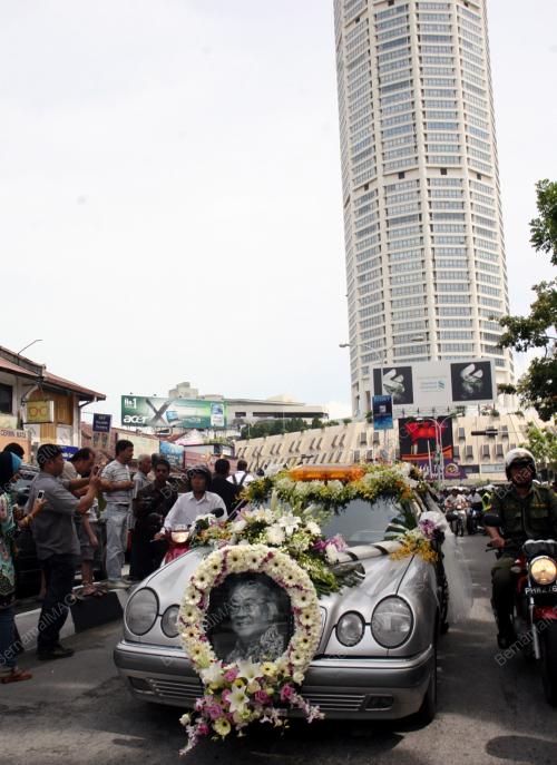 MENDIANG LIM CHONG EU