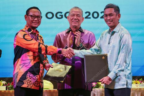 DATUK SERI FADILLAH YUSOF
