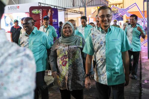 DATUK RUBIAH WANG
