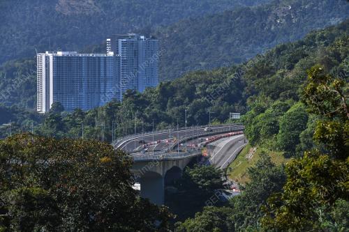 LEBUHRAYA BERKEMBAR