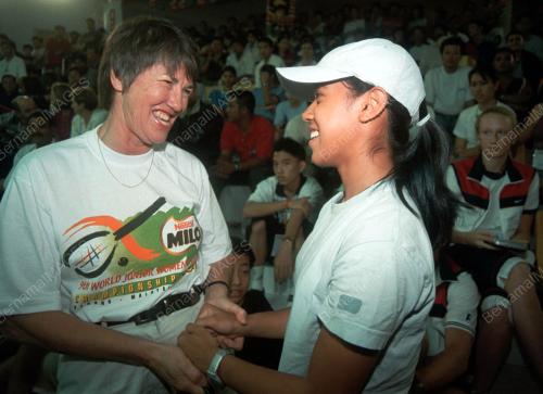 PG06-19_07_2001_SUSIE-NICOL_28012016