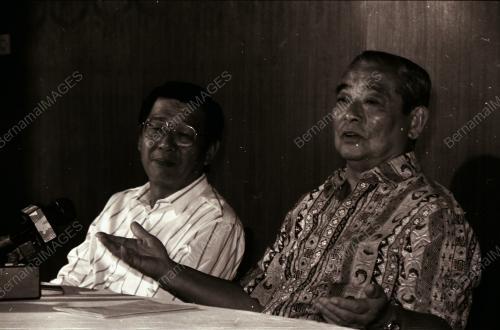 DATUK SERI DR. LIM CHONG EU