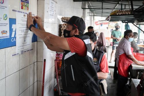 GERAI ROTI CANAI DIARAH TUTUP