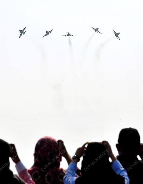 PG06_02032019_PESAWAT_HAWK