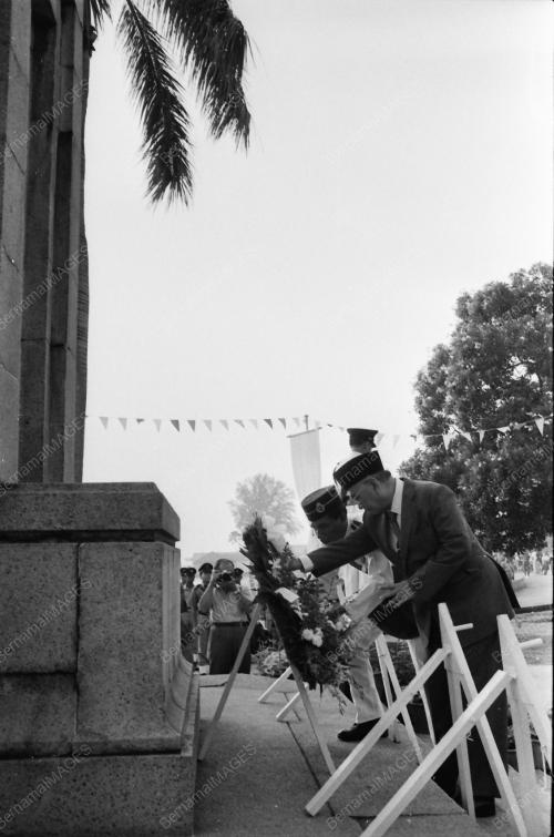 HARI PAHLAWAN