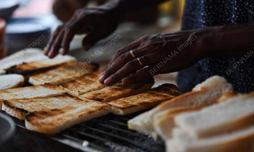ROTI BAKAR