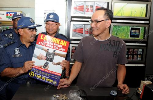 PG06_09042015_KASTAM_KEDAI