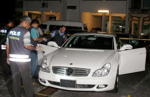 KERETA MEWAH DITEMUI