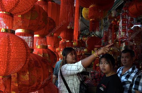 PERSIAPAN TAHUN BAHARU CINA