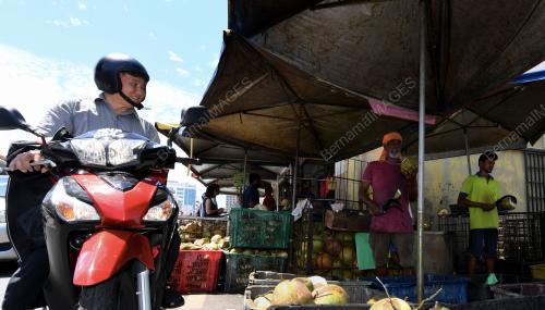 PG06_12022019_CUACA_PANAS_BN201902100118