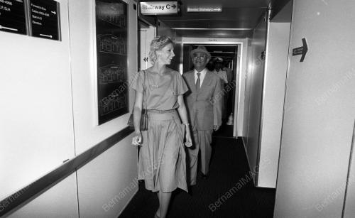 PG06_12032015_ELIZABETH