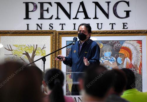 TAN SRI DR NOOR HISHAM ABDULLAH