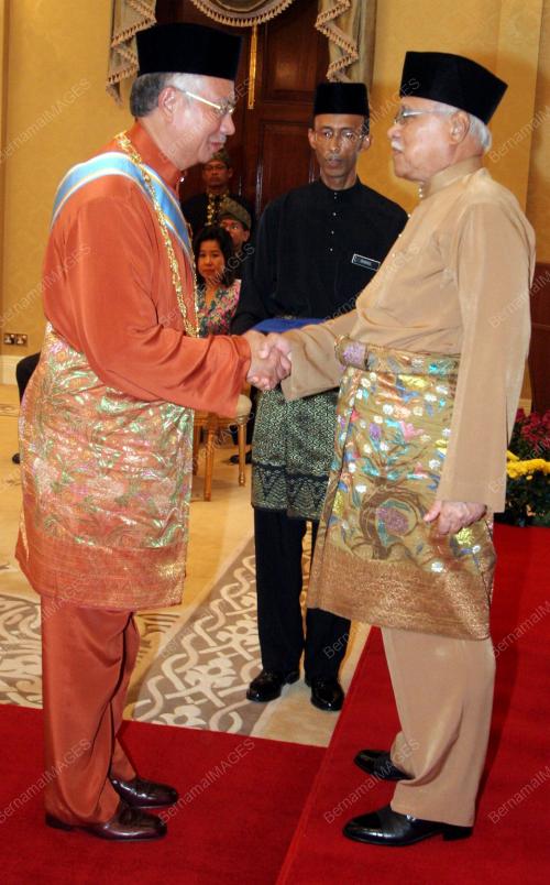 MOHD NAJIB TUN RAZAK