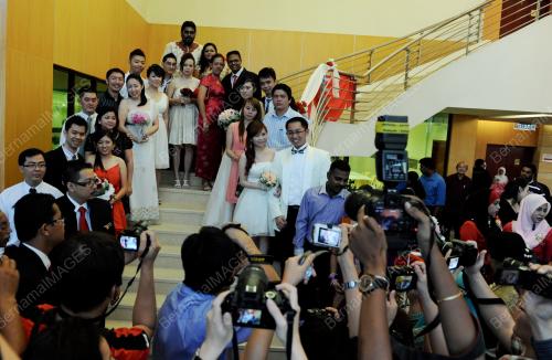 PG06_12122012_BERGAMBAR