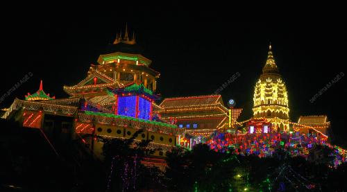 KEK LOK SI